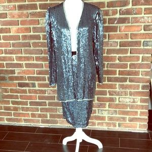 Sequence evening suit. Size large.